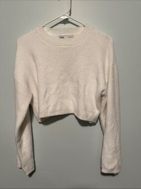 Zara Off-White Cropped Crewneck Sweater